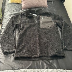 Hi-Tech black zip fur sweater used